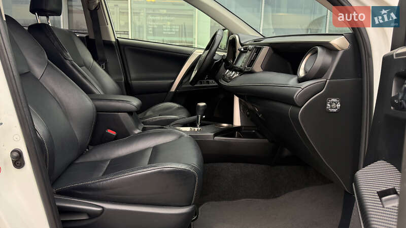 Внедорожник / Кроссовер Toyota RAV4 2014 в Ровно фото 8 Внедорожник / Кроссовер Toyota RAV4 2014 в Ровно