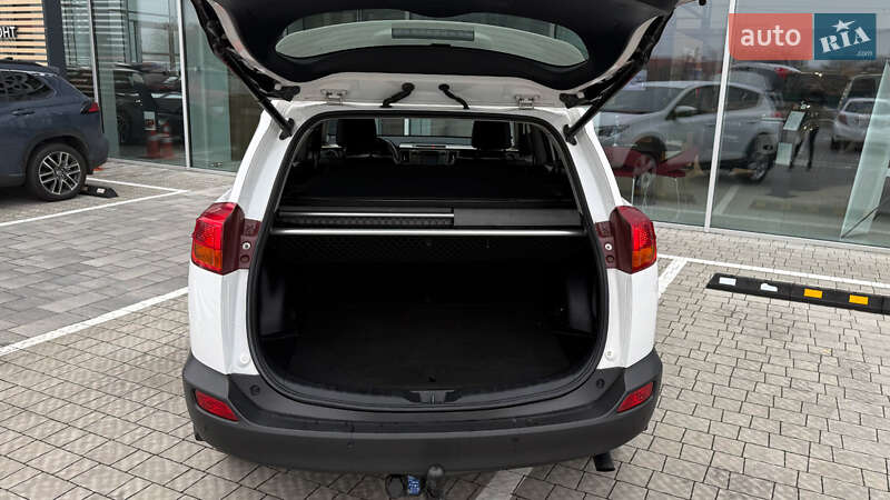 Внедорожник / Кроссовер Toyota RAV4 2014 в Ровно фото 12 Внедорожник / Кроссовер Toyota RAV4 2014 в Ровно