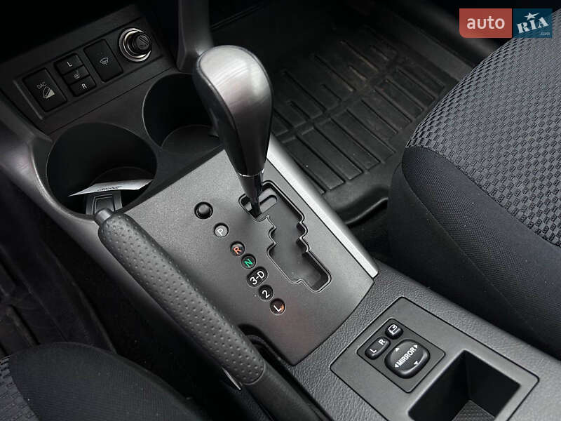 Внедорожник / Кроссовер Toyota RAV4 2006 в Киеве фото 31 Внедорожник / Кроссовер Toyota RAV4 2006 в Киеве