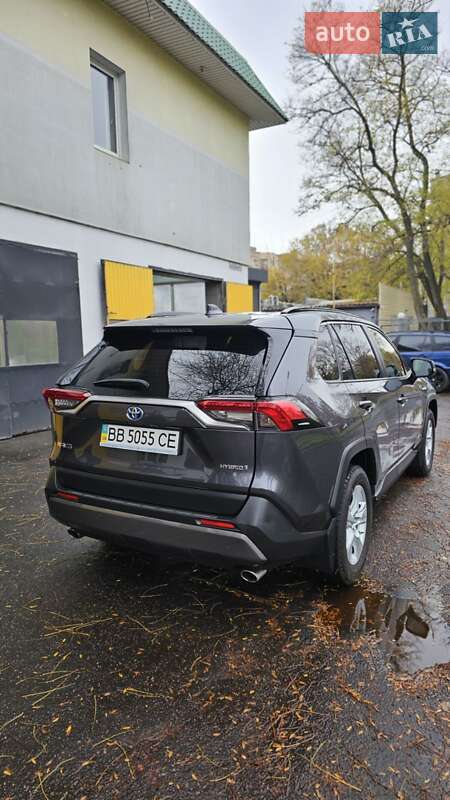 Позашляховик / Кросовер Toyota RAV4 2019 в Одесі фото 3 Позашляховик / Кросовер Toyota RAV4 2019 в Одесі