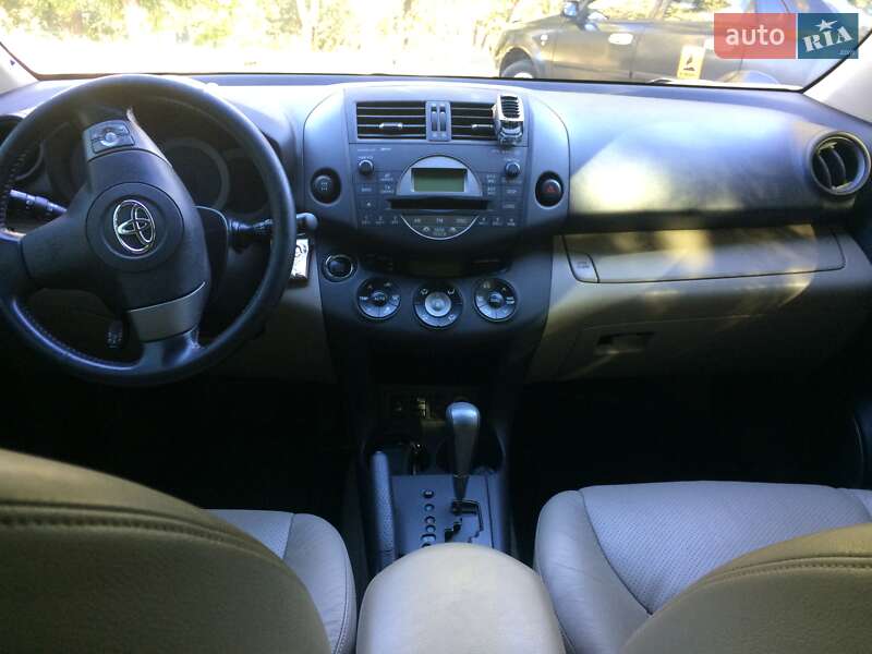 Внедорожник / Кроссовер Toyota RAV4 2007 в Измаиле