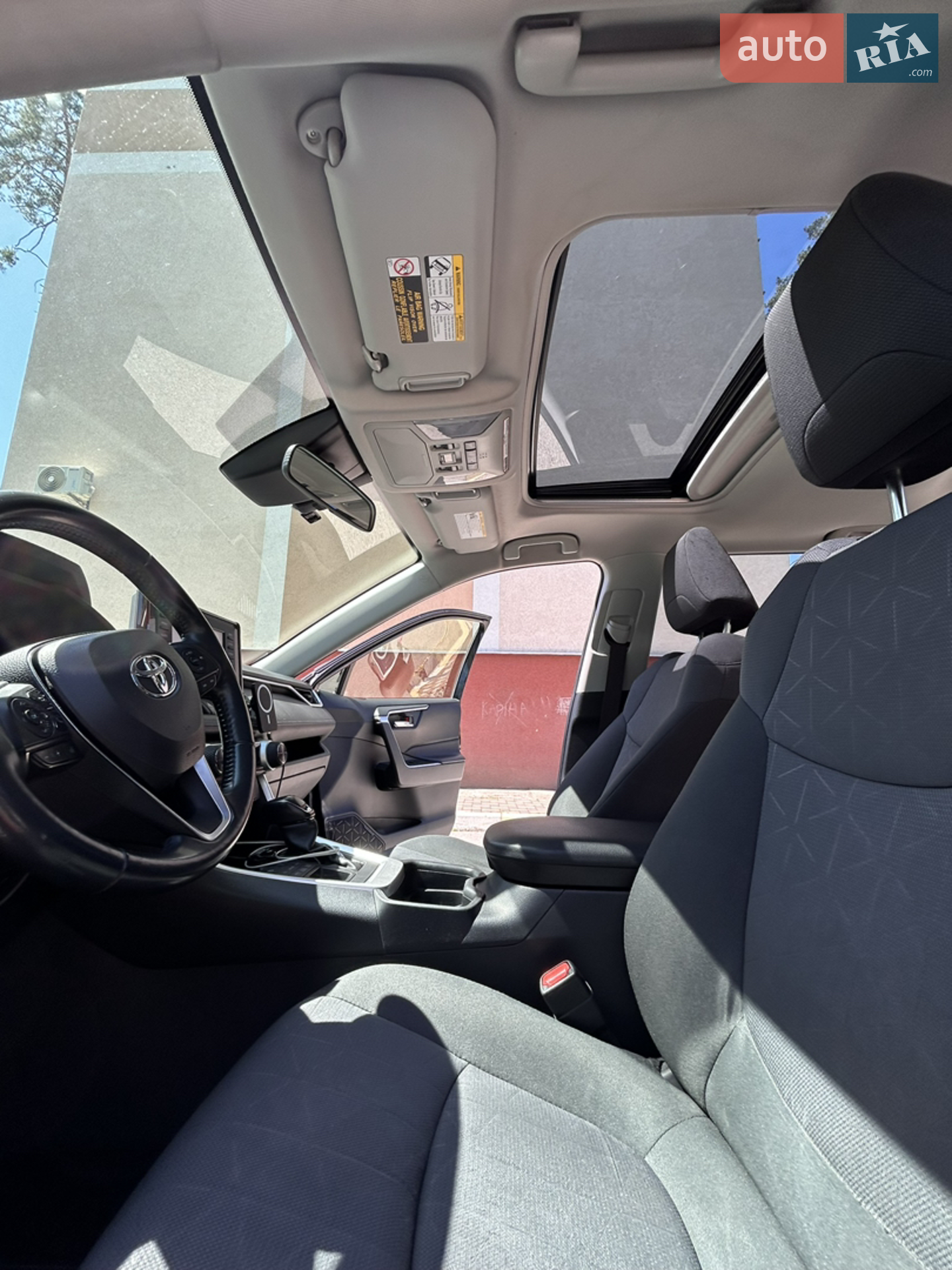 2019 Toyota RAV 4 - мініатюра 19