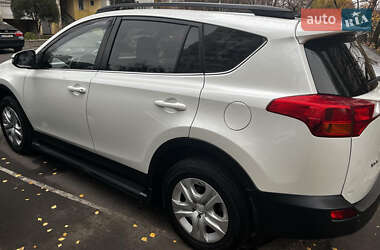 Позашляховик / Кросовер Toyota RAV4 2014 в Києві