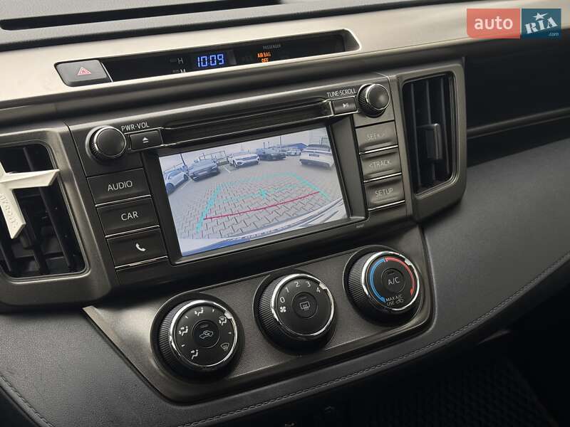Внедорожник / Кроссовер Toyota RAV4 2015 в Черновцах фото 27 Внедорожник / Кроссовер Toyota RAV4 2015 в Черновцах