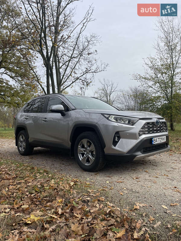 Позашляховик / Кросовер Toyota RAV4 2024 в Кропивницькому фото 4 Позашляховик / Кросовер Toyota RAV4 2024 в Кропивницькому