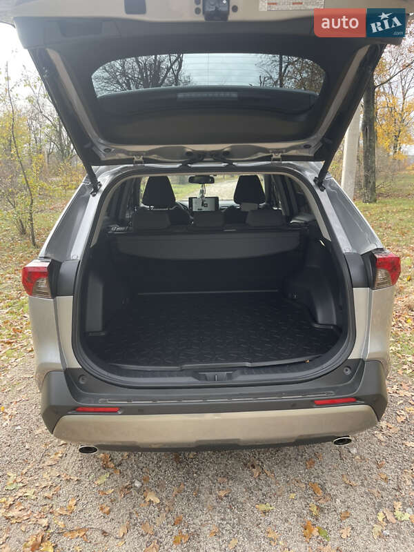 Позашляховик / Кросовер Toyota RAV4 2024 в Кропивницькому фото 10 Позашляховик / Кросовер Toyota RAV4 2024 в Кропивницькому