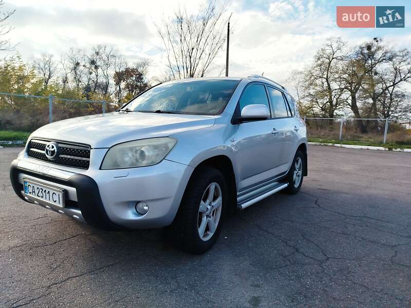 Внедорожник / Кроссовер Toyota RAV4 2006 в Черкассах фото 3 Внедорожник / Кроссовер Toyota RAV4 2006 в Черкассах