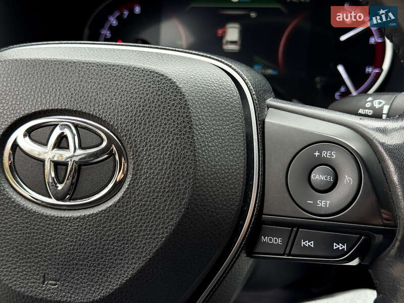 Внедорожник / Кроссовер Toyota RAV4 2019 в Киеве фото 24 Внедорожник / Кроссовер Toyota RAV4 2019 в Киеве