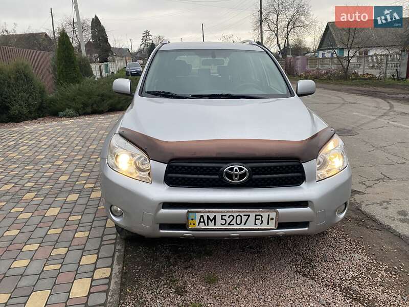 Позашляховик / Кросовер Toyota RAV4 2007 в Житомирі фото 5 Позашляховик / Кросовер Toyota RAV4 2007 в Житомирі
