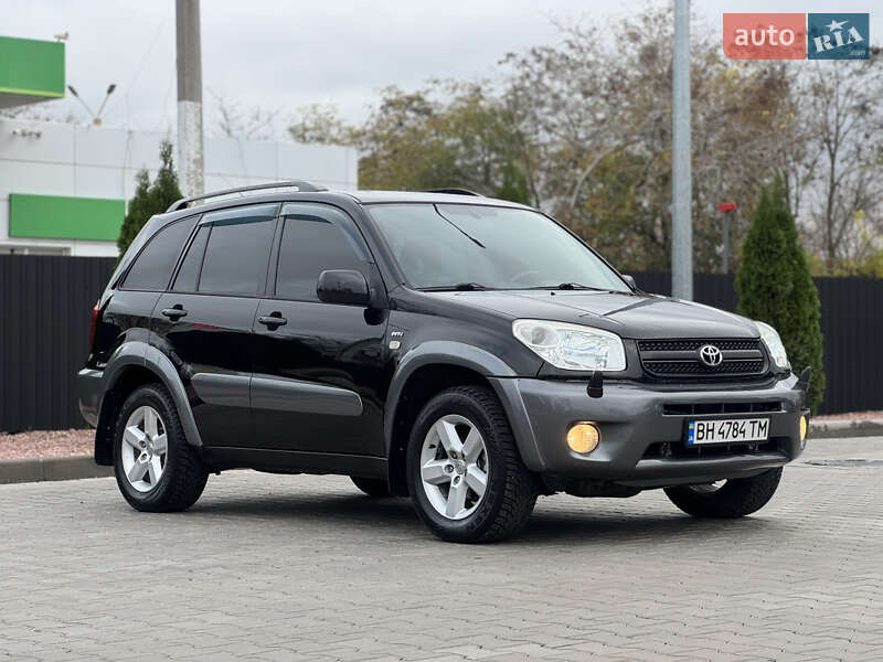 Внедорожник / Кроссовер Toyota RAV4 2004 в Одессе