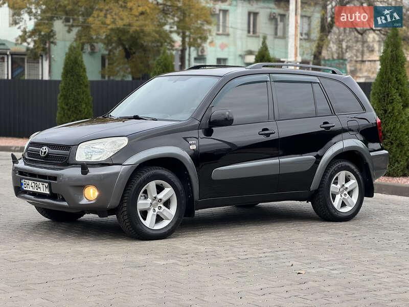 Внедорожник / Кроссовер Toyota RAV4 2004 в Одессе