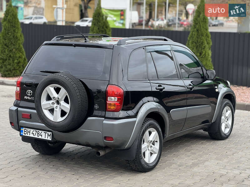 Внедорожник / Кроссовер Toyota RAV4 2004 в Одессе
