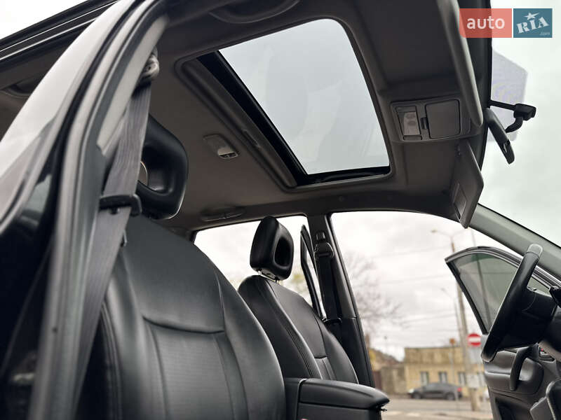 Внедорожник / Кроссовер Toyota RAV4 2004 в Одессе