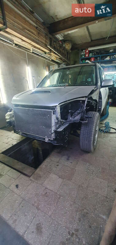 Внедорожник / Кроссовер Toyota RAV4 2005 в Харькове