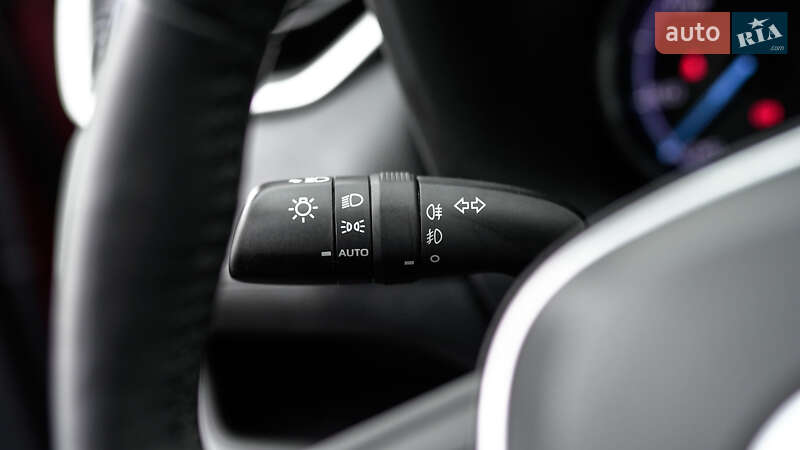 Позашляховик / Кросовер Toyota RAV4 2019 в Львові фото 15 Позашляховик / Кросовер Toyota RAV4 2019 в Львові