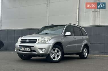 Позашляховик / Кросовер Toyota RAV4 2004 в Одесі