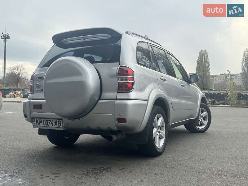 Позашляховик / Кросовер Toyota RAV4 2004 в Одесі