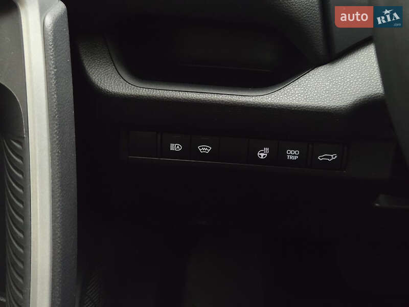 Позашляховик / Кросовер Toyota RAV4 2023 в Києві фото 22 Позашляховик / Кросовер Toyota RAV4 2023 в Києві