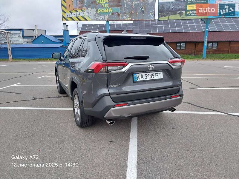 Внедорожник / Кроссовер Toyota RAV4 2023 в Киеве фото 6 Внедорожник / Кроссовер Toyota RAV4 2023 в Киеве