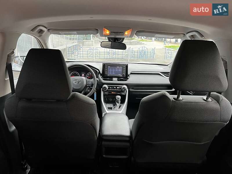 Внедорожник / Кроссовер Toyota RAV4 2021 в Киеве фото 18 Внедорожник / Кроссовер Toyota RAV4 2021 в Киеве