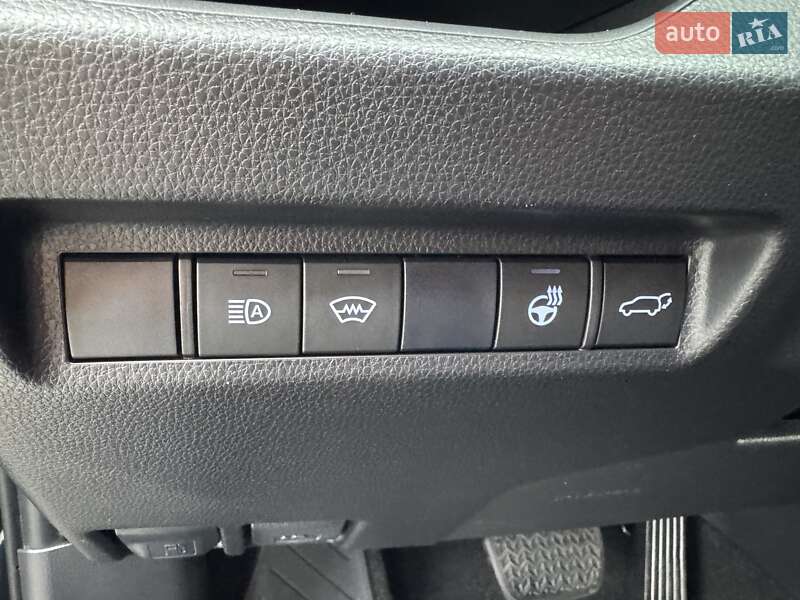 Позашляховик / Кросовер Toyota RAV4 2020 в Києві