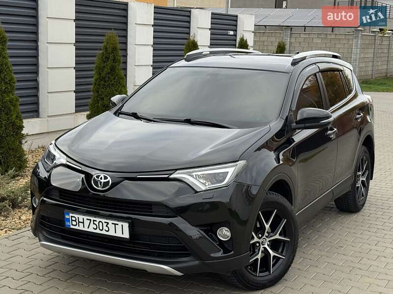 Внедорожник / Кроссовер Toyota RAV4 2016 в Одессе фото 5 Внедорожник / Кроссовер Toyota RAV4 2016 в Одессе