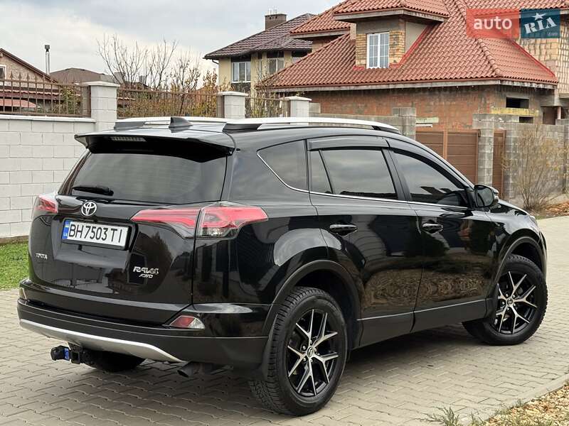 Внедорожник / Кроссовер Toyota RAV4 2016 в Одессе фото 18 Внедорожник / Кроссовер Toyota RAV4 2016 в Одессе