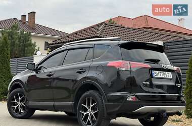 Внедорожник / Кроссовер Toyota RAV4 2016 в Одессе