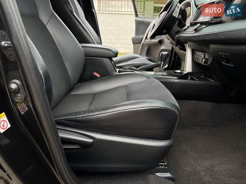 Внедорожник / Кроссовер Toyota RAV4 2016 в Одессе фото 53 Внедорожник / Кроссовер Toyota RAV4 2016 в Одессе