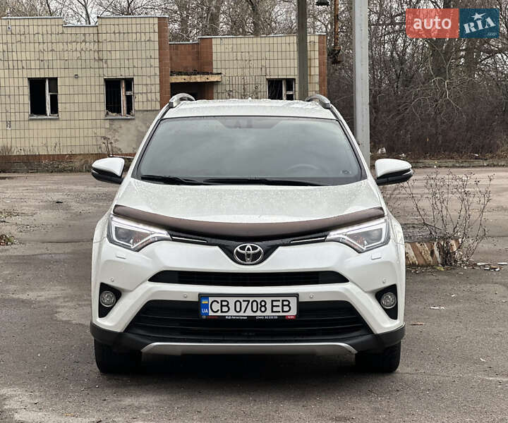 Внедорожник / Кроссовер Toyota RAV4 2016 в Киеве