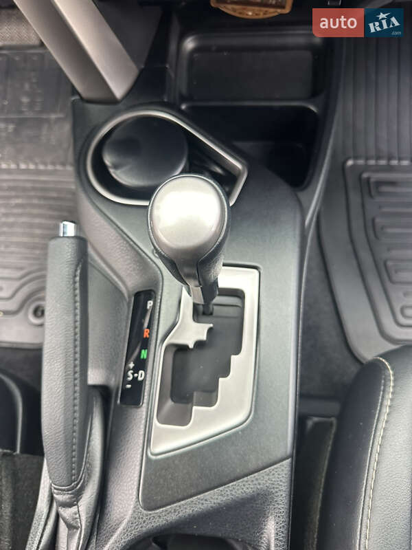 Внедорожник / Кроссовер Toyota RAV4 2016 в Киеве фото 39 Внедорожник / Кроссовер Toyota RAV4 2016 в Киеве