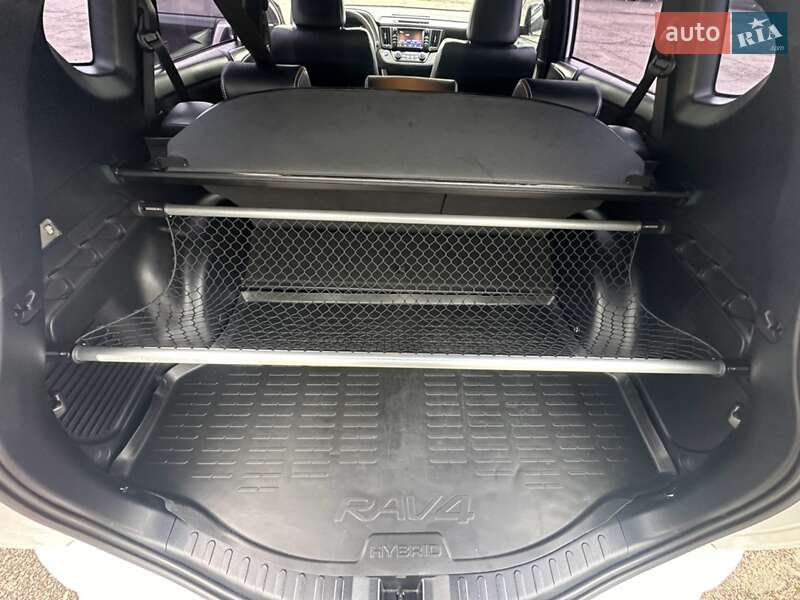 Внедорожник / Кроссовер Toyota RAV4 2016 в Киеве фото 43 Внедорожник / Кроссовер Toyota RAV4 2016 в Киеве