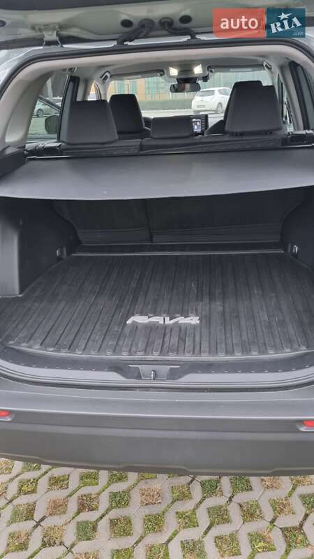 Внедорожник / Кроссовер Toyota RAV4 2022 в Харькове фото 18 Внедорожник / Кроссовер Toyota RAV4 2022 в Харькове