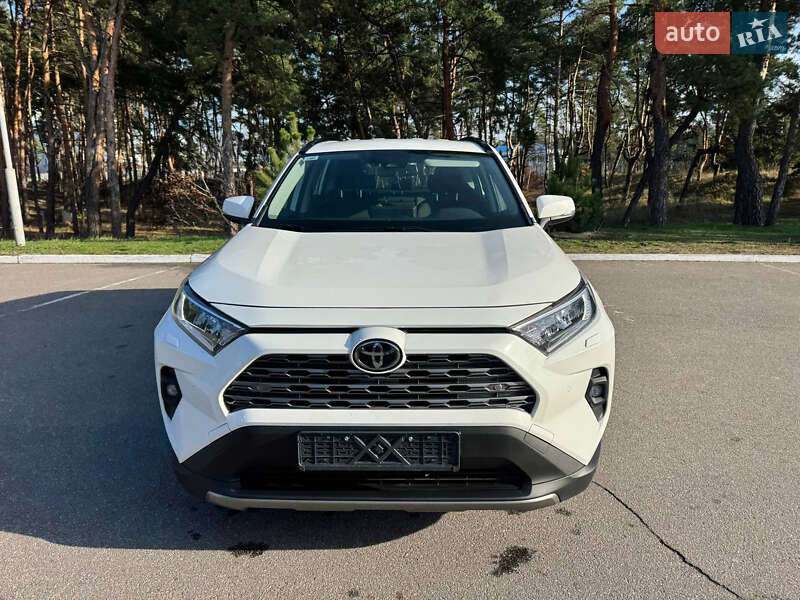 Внедорожник / Кроссовер Toyota RAV4 2022 в Киеве фото 12 Внедорожник / Кроссовер Toyota RAV4 2022 в Киеве