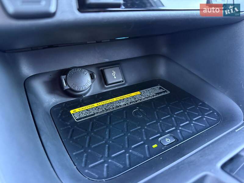 Позашляховик / Кросовер Toyota RAV4 2020 в Одесі