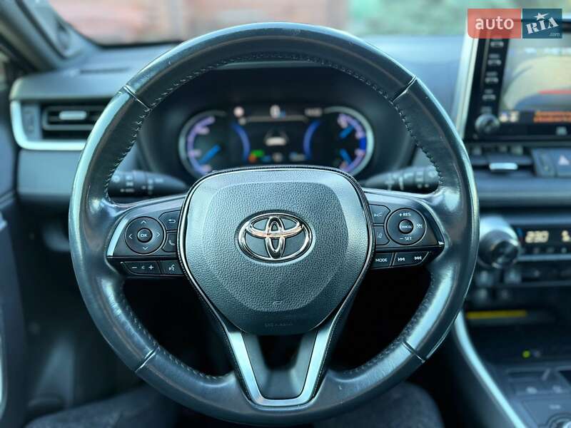 Позашляховик / Кросовер Toyota RAV4 2020 в Одесі