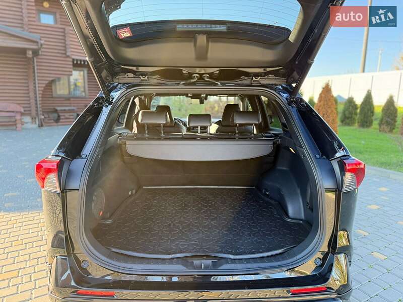 Позашляховик / Кросовер Toyota RAV4 2020 в Одесі