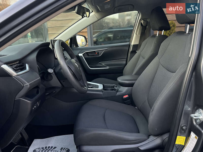 Внедорожник / Кроссовер Toyota RAV4 2019 в Шептицькому фото 28 Внедорожник / Кроссовер Toyota RAV4 2019 в Шептицькому
