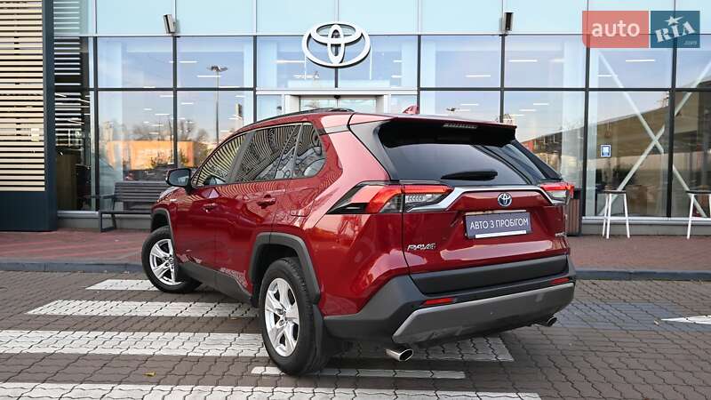 Внедорожник / Кроссовер Toyota RAV4 2018 в Киеве фото 2 Внедорожник / Кроссовер Toyota RAV4 2018 в Киеве