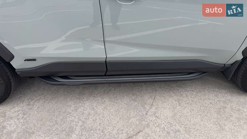 Позашляховик / Кросовер Toyota RAV4 2023 в Києві фото 15 Позашляховик / Кросовер Toyota RAV4 2023 в Києві