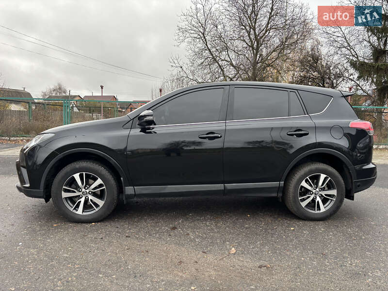 Внедорожник / Кроссовер Toyota RAV4 2015 в Гадяче фото 2 Внедорожник / Кроссовер Toyota RAV4 2015 в Гадяче