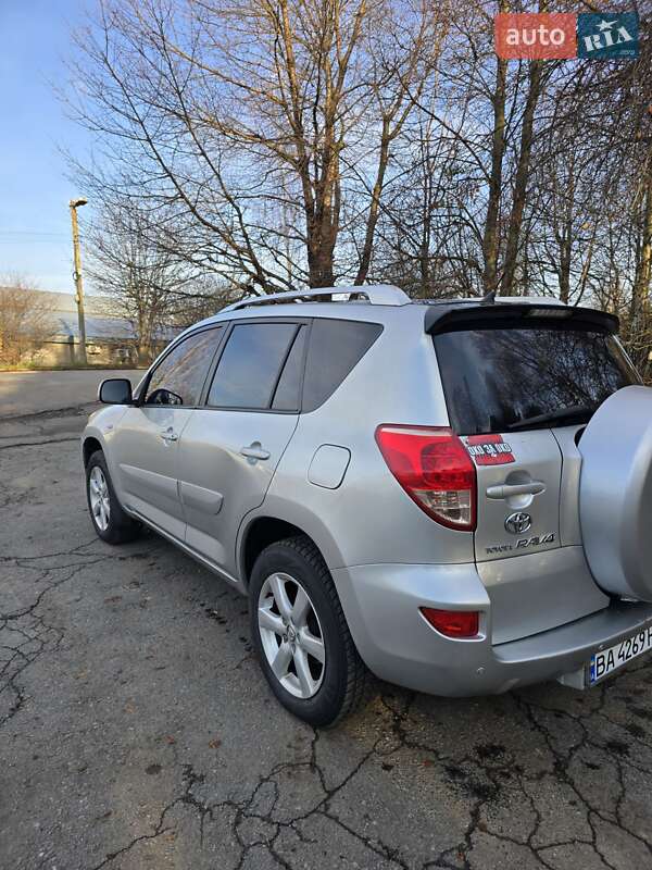 Внедорожник / Кроссовер Toyota RAV4 2007 в Хмельницком