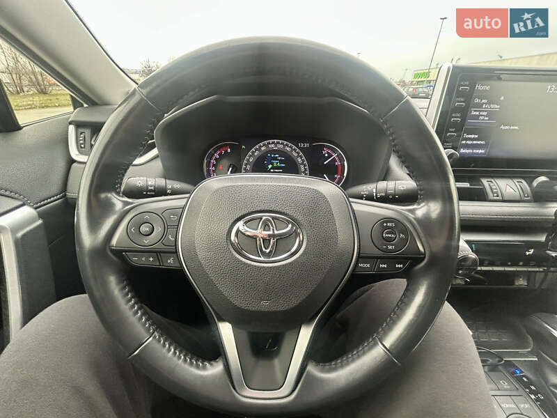 Внедорожник / Кроссовер Toyota RAV4 2019 в Киеве фото 16 Внедорожник / Кроссовер Toyota RAV4 2019 в Киеве