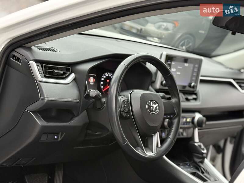 Внедорожник / Кроссовер Toyota RAV4 2020 в Виннице фото 31 Внедорожник / Кроссовер Toyota RAV4 2020 в Виннице