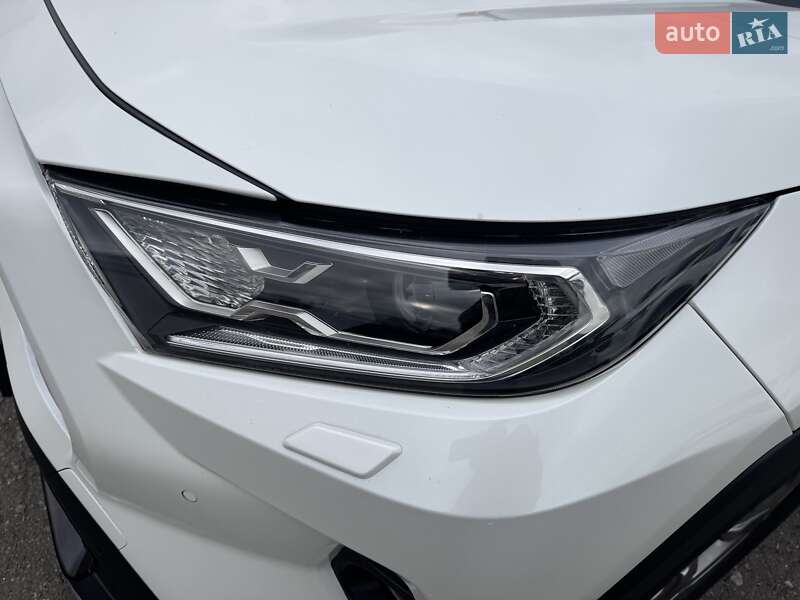 Внедорожник / Кроссовер Toyota RAV4 2019 в Киеве фото 9 Внедорожник / Кроссовер Toyota RAV4 2019 в Киеве
