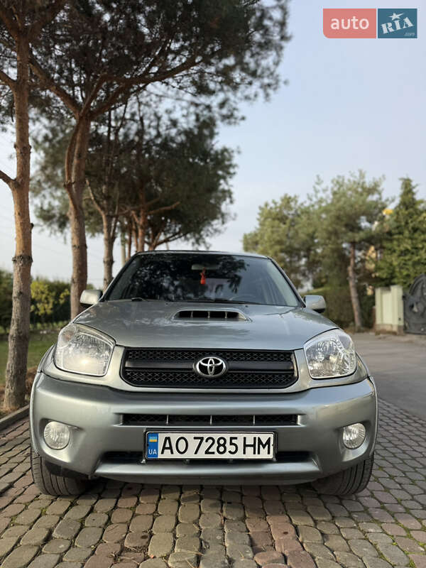 Позашляховик / Кросовер Toyota RAV4 2004 в Ужгороді фото 10 Позашляховик / Кросовер Toyota RAV4 2004 в Ужгороді