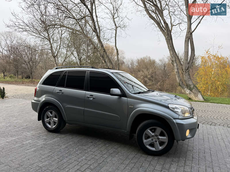 Позашляховик / Кросовер Toyota RAV4 2004 в Ужгороді фото 24 Позашляховик / Кросовер Toyota RAV4 2004 в Ужгороді