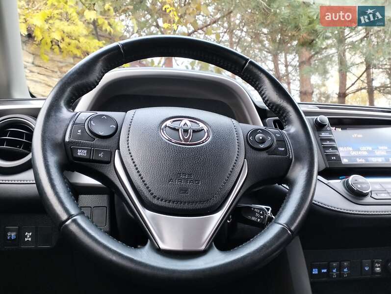 Внедорожник / Кроссовер Toyota RAV4 2018 в Ровно фото 19 Внедорожник / Кроссовер Toyota RAV4 2018 в Ровно