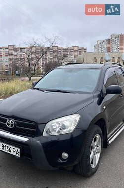 Внедорожник / Кроссовер Toyota RAV4 2007 в Киеве