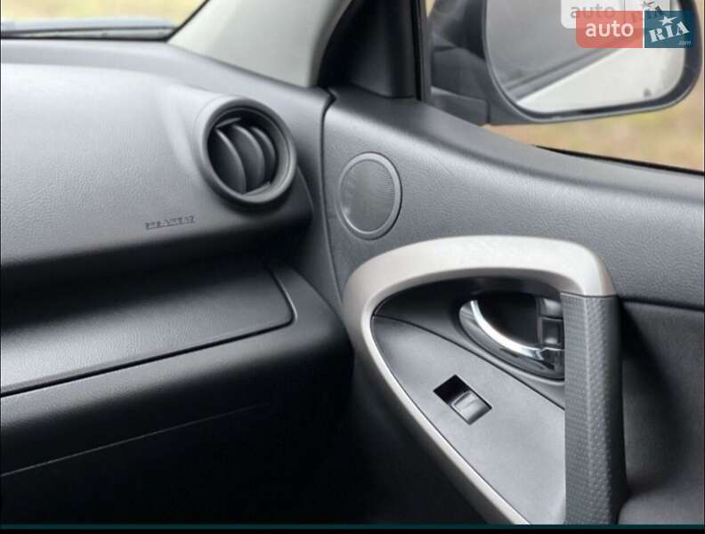 Позашляховик / Кросовер Toyota RAV4 2007 в Коростені